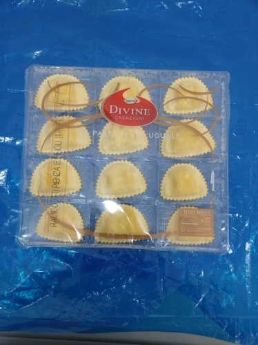 Ravioloni Pecorino di Pienza e Pinoli